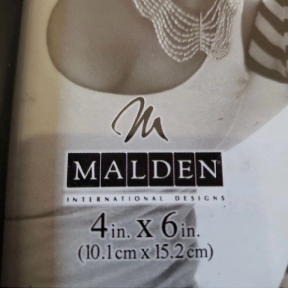 When Life Gets Crazy You Can Always Count On Your Friends Frame - Picture 2 of 5